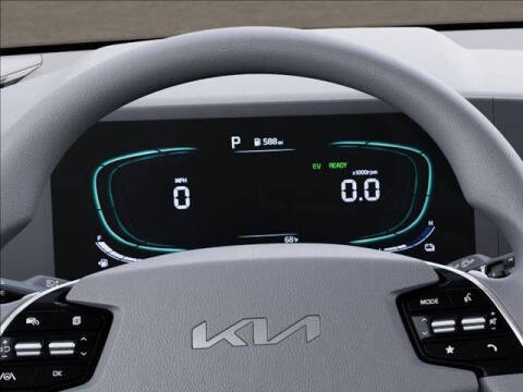 2025 Kia Niro LX