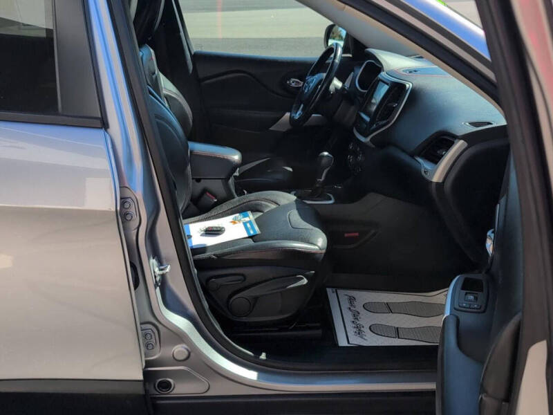 2018 Jeep Cherokee Trailhawk