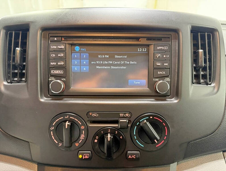 2019 Nissan NV200 SV