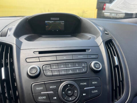 2017 Ford Escape S