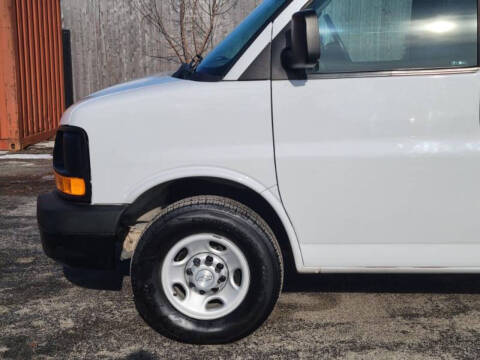 2016 Chevrolet Express LS 2500