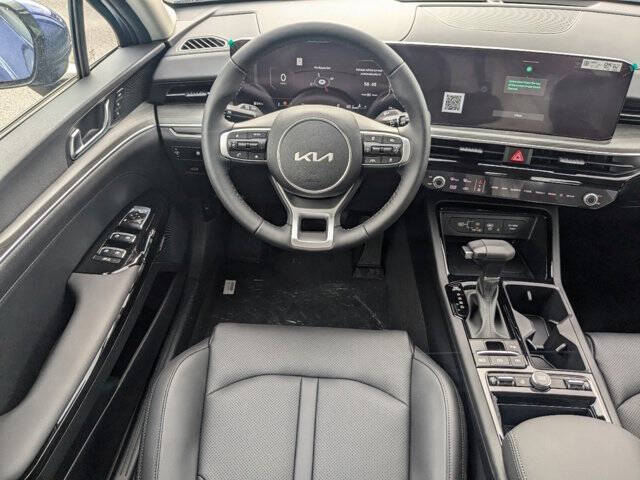 2025 Kia K5 EX