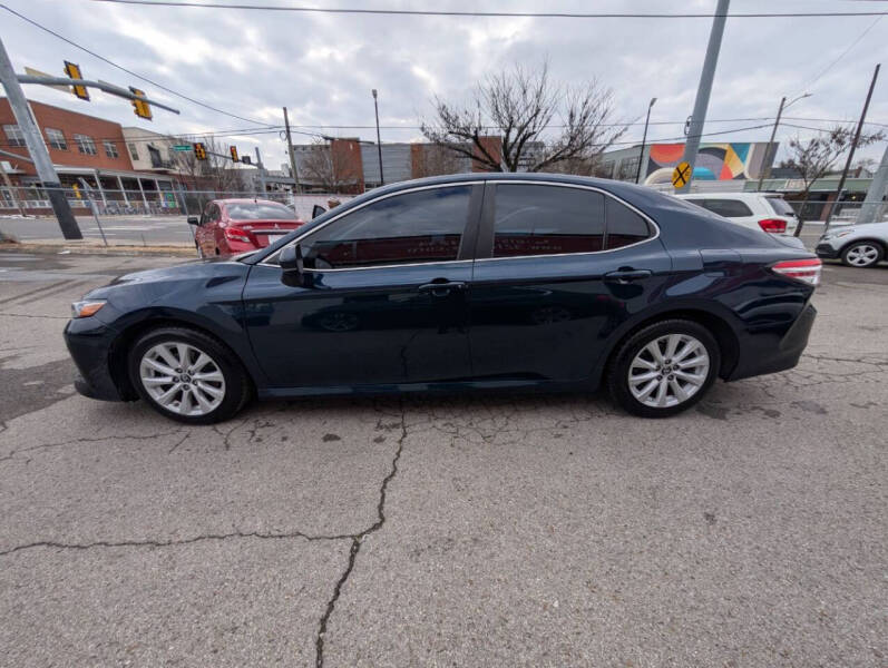 2018 Toyota Camry LE