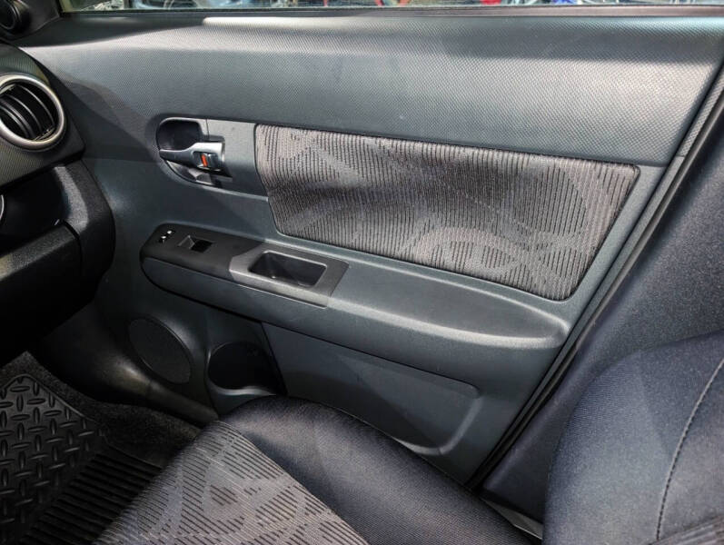 2013 Scion xB