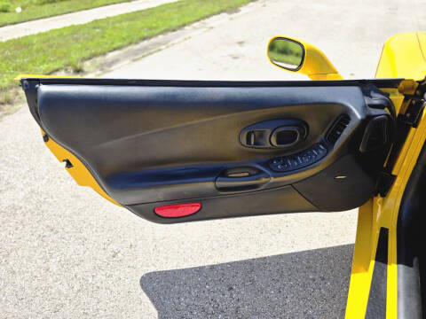 2004 Chevrolet Corvette