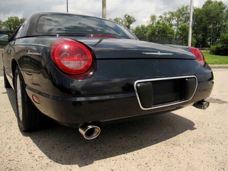 2002 Ford Thunderbird Deluxe