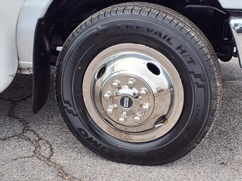 2013 Ford E-Series E-450 SD