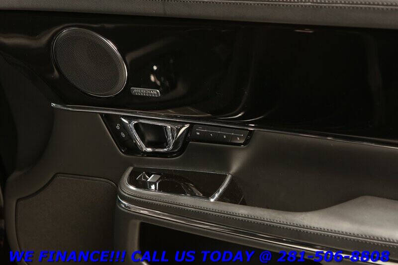 2016 Jaguar XJ R-Sport