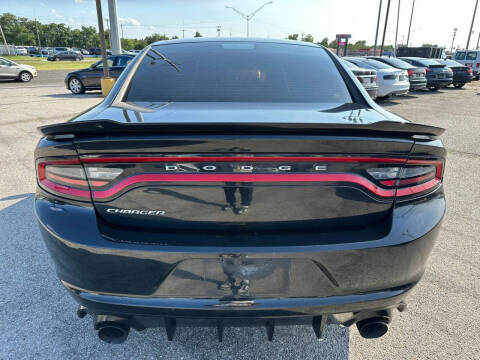 2017 Dodge Charger SE
