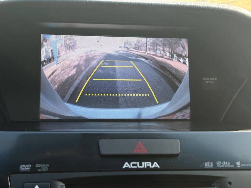 2013 Acura ILX 2.0L w/Tech