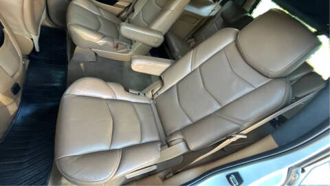 2016 Cadillac Escalade Standard