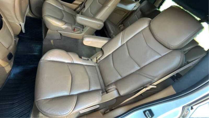 2016 Cadillac Escalade Standard