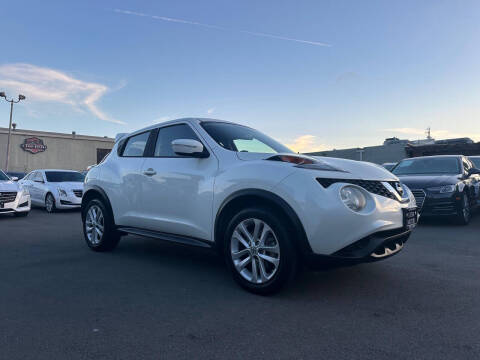 2017 Nissan JUKE SV