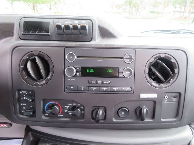 2013 Ford E-Series E-150