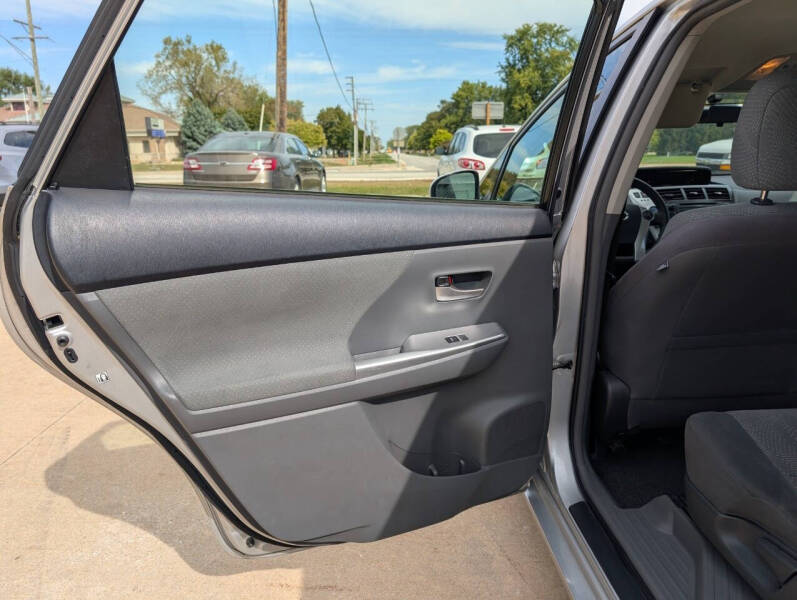 2012 Toyota Prius v Three