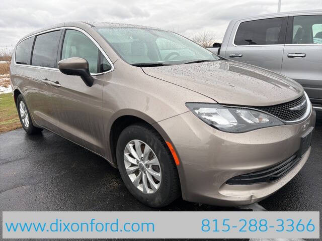 2017 Chrysler Pacifica Touring