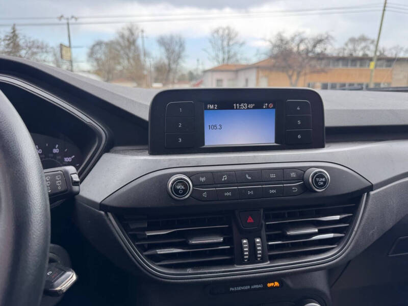 2020 Ford Escape S
