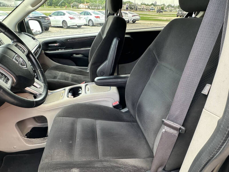 2016 Dodge Grand Caravan SXT Plus
