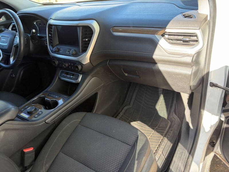 2021 GMC Acadia SLE