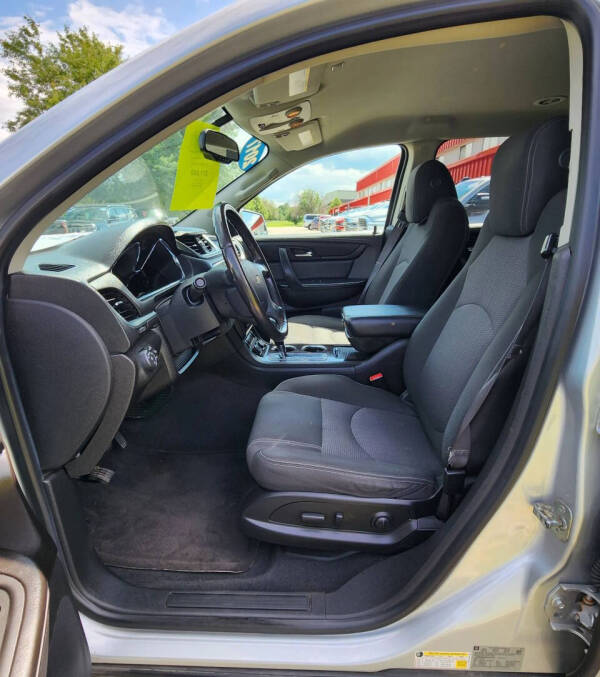 2017 Chevrolet Traverse LT