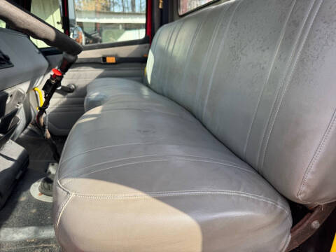 1999 Freightliner FL70