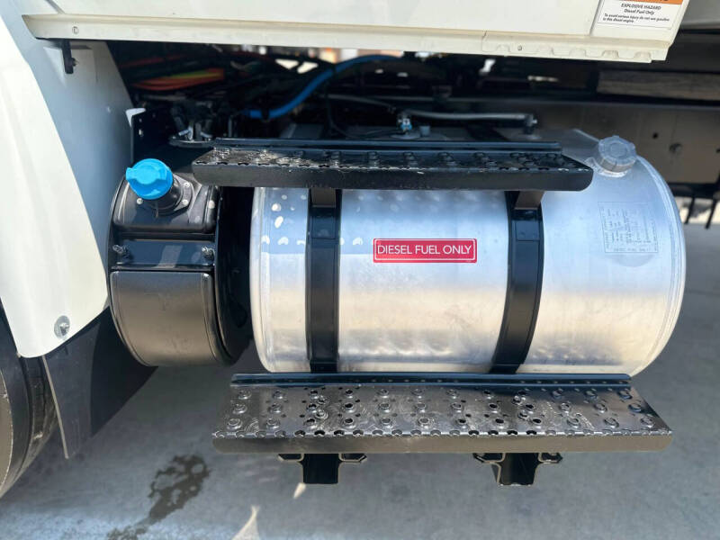 2020 International MV607