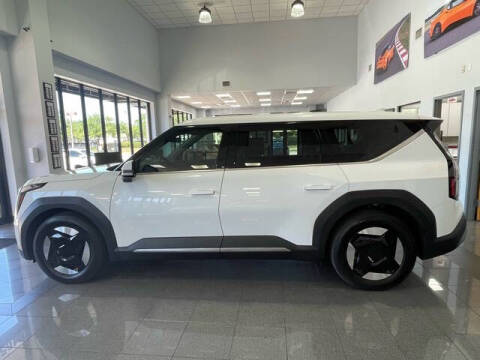 2024 Kia EV9 Light Long Range