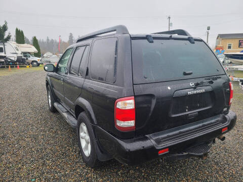 2004 Nissan Pathfinder SE