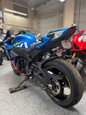2016 Suzuki GSX-R750