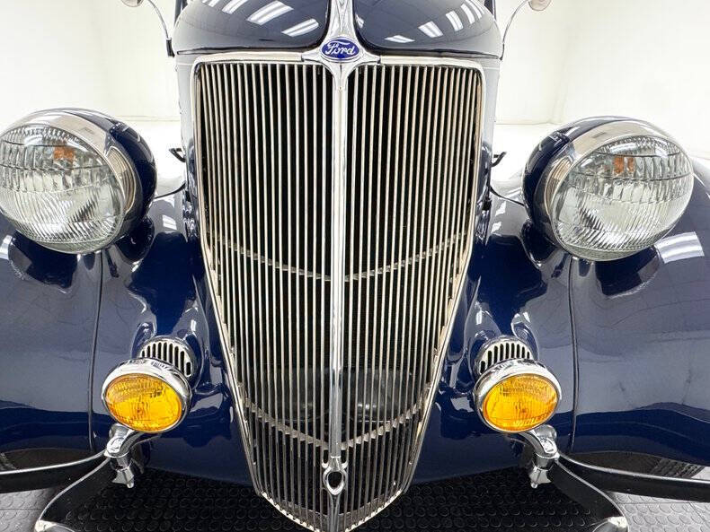 1936 Ford Crown Victoria
