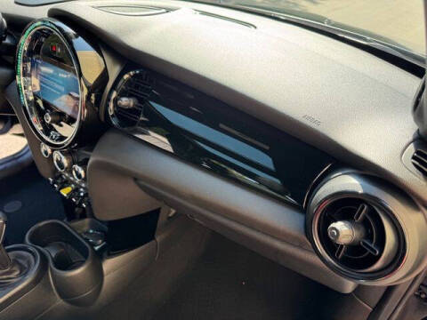 2022 MINI Hardtop 2 Door Cooper SE