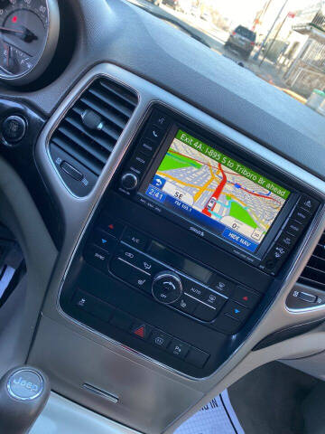 2011 Jeep Grand Cherokee Laredo