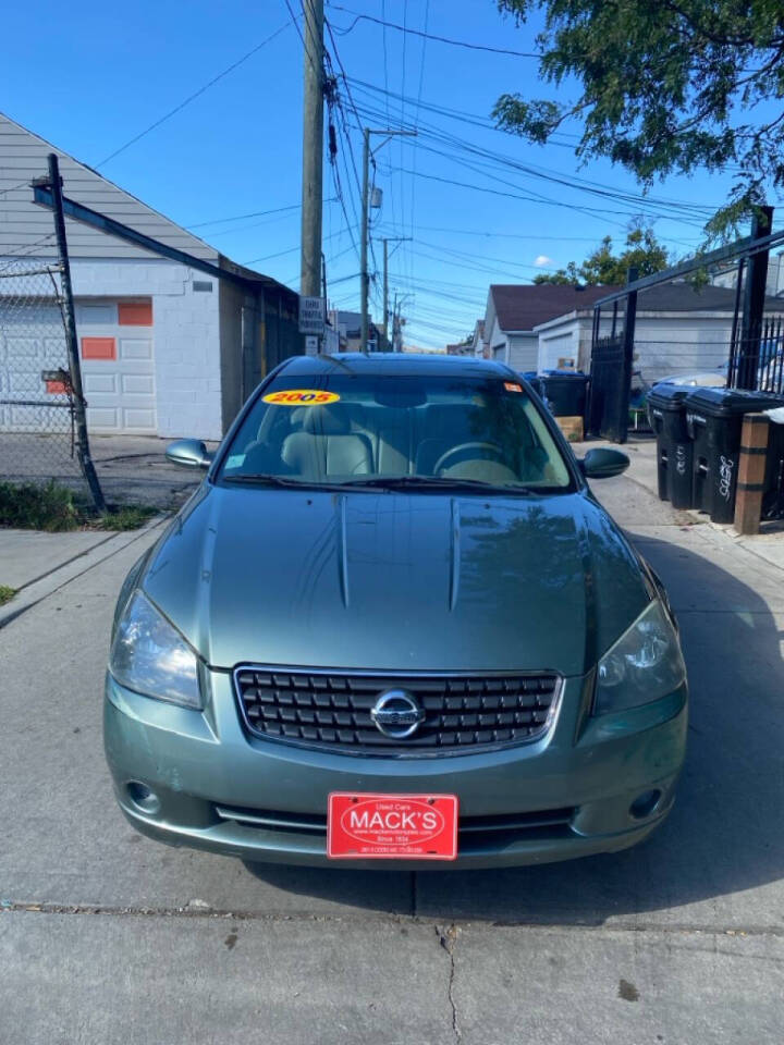 2005 Nissan Altima for sale at Macks Motor Sales in Chicago, IL