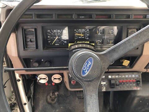 1995 Ford F-800
