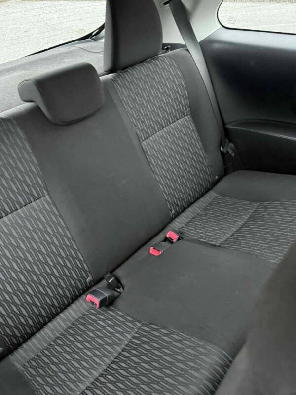 2014 Toyota Yaris 3-Door L Fleet