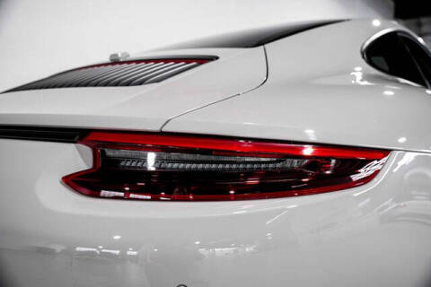 2018 Porsche 911 Carrera GTS