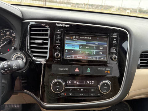 2016 Mitsubishi Outlander SEL