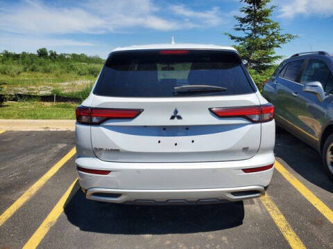 2024 Mitsubishi Outlander SE