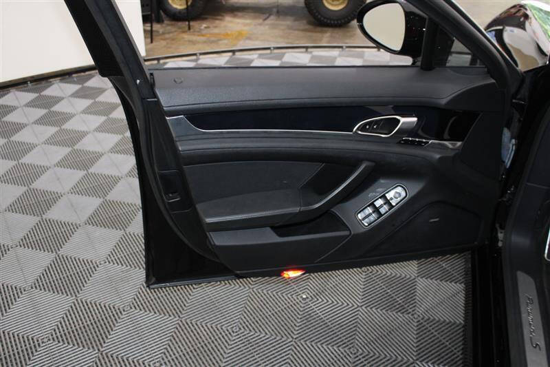 2014 Porsche Panamera