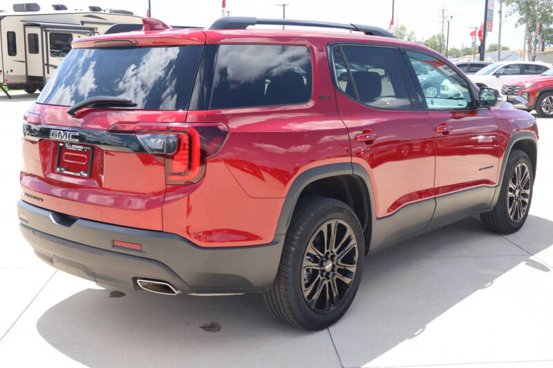 2023 GMC Acadia SLT