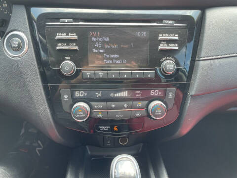 2017 Nissan Rogue SL