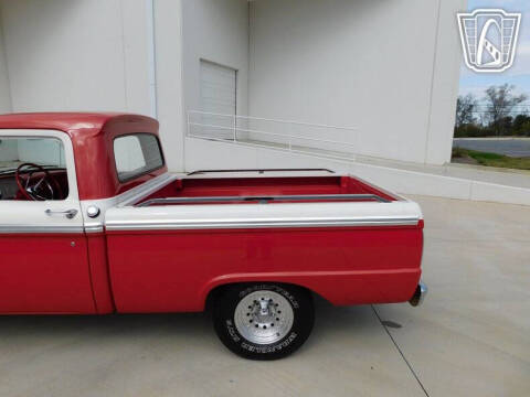 1965 Ford F-100