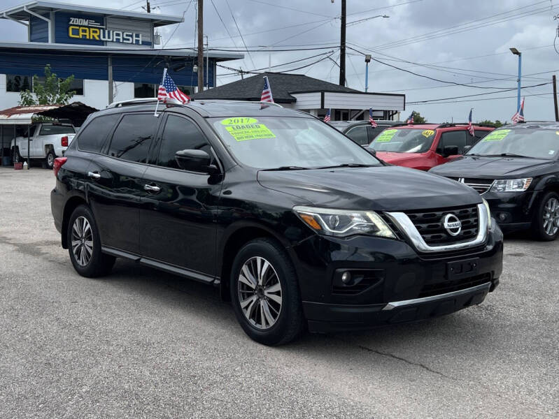 2017 Nissan Pathfinder S