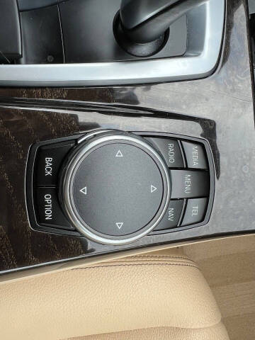 2015 BMW 5 Series 528i xDrive