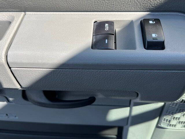 2024 Ford E-Series