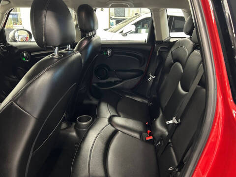 2015 MINI Hardtop 4 Door Cooper