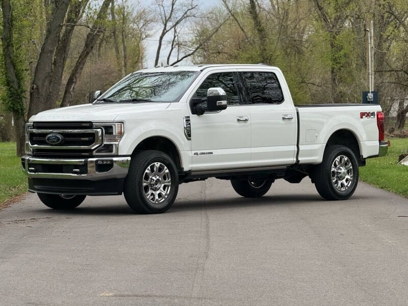 2022 Ford F-250 Super Duty for sale at OVERDRIVE AUTO SALES, LLC. in Clarksville IN