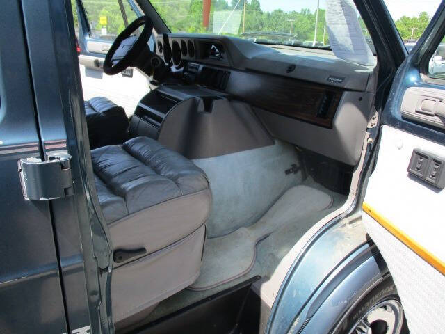 1996 Dodge Ram Van 2500