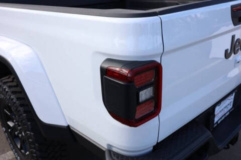 2025 Jeep Gladiator Willys