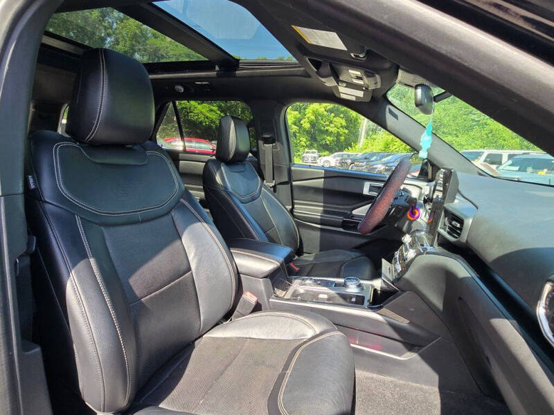 2021 Ford Explorer ST